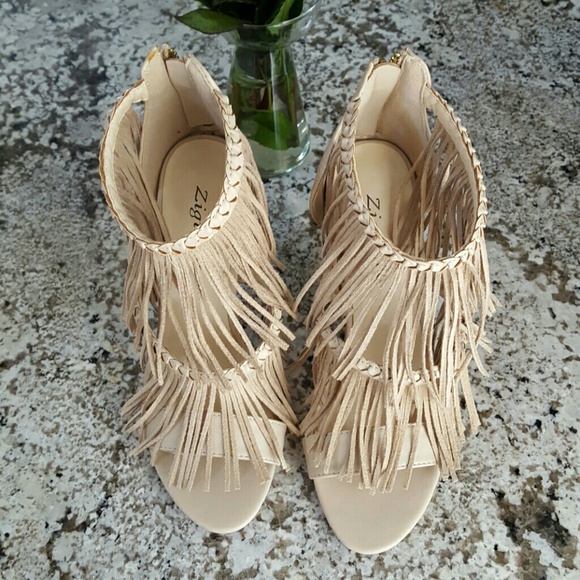 Zigi Soho fringe heels - Picture 2 of 3